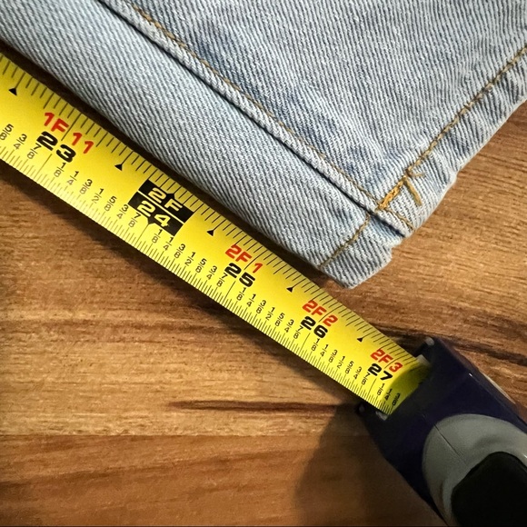 Vans Jeans Juniors Size 7 Cropped Mid Rise Light Blue Fade - Picture 9 of 12